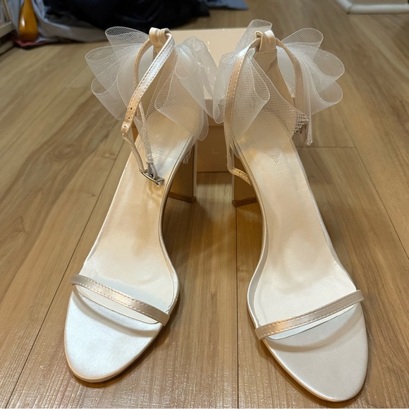 Billini X Mumu Altar Block Heel Size 9 - Picture 6 of 6